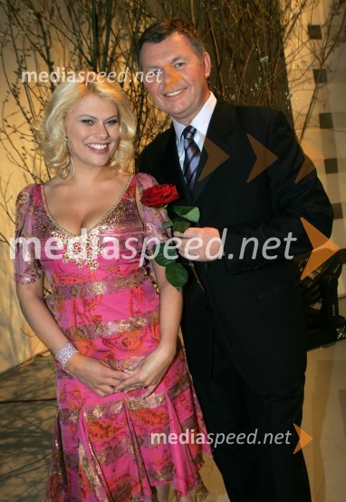 Magdalena Kropiunig in Boris Kopitar, voditeljaSlovenska polka in valček