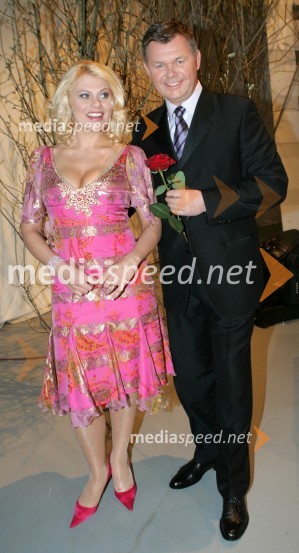 Magdalena Kropiunig in Boris Kopitar, voditeljaSlovenska polka in valček