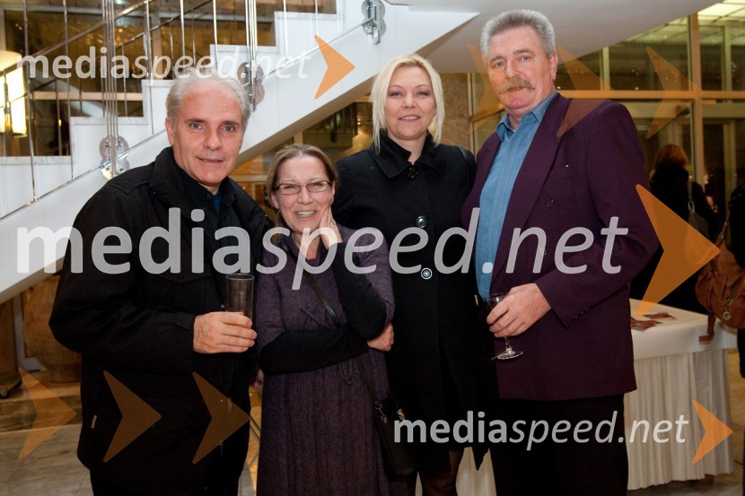 Milan Vodopivec, igralec, Mira Lampe Vujičić, igralka, Neda Rusjan Bric, igralka in Branko Ličen, igralecKaj je resnica, premiera predstave v SNG Nova Gorica