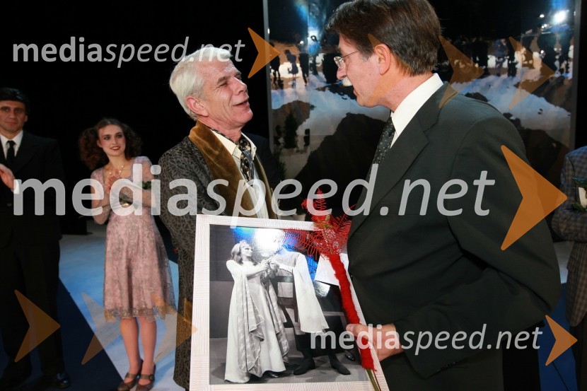 Ivo Barišič, igralec in Jožko Čuk, v.d. direktorja Slovenskega narodnega gledališča (SNG) Nova Gorica  	 
	Kaj je resnica, premiera predstave v SNG Nova Gorica