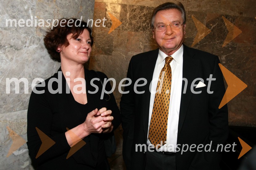 Martina Mrhar, dramaturginja in Dušan Mlakar, režiserKaj je resnica, premiera predstave v SNG Nova Gorica