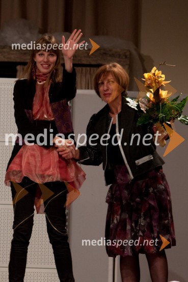 Tanja Sluga, organizatorka in Vika Potočnik, nekdanja županja LjubljaneI know you want me-young fresh creative, modna revija