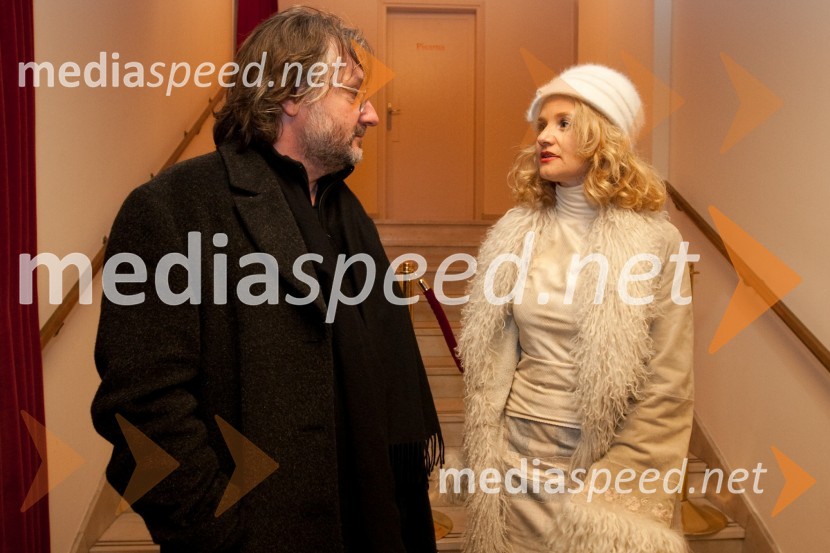 Vinko Möderndorfer, režiser in scenarist in Tanja Dimitrievska, igralkaKandidatka in šofer, premiera filma