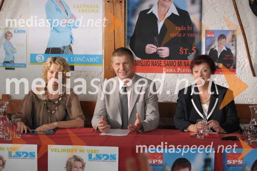 Kandidatka in šofer, prizor iz filmaKandidatka in šofer, premiera filma