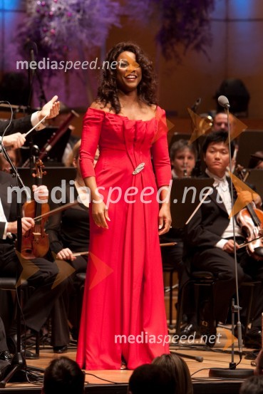 Denyce Graves, mezzosopranistka17. Manager koncert