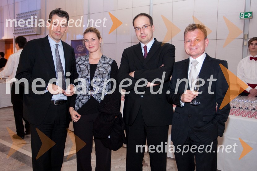 	 Matija Šenk, predsednik uprave KD Življenje zavarovalnica d.d. s soprogo, Leo Oblak, predsednik uprave Infonet media, d.d. in Franci Matoz, odvetnik17. Manager koncert