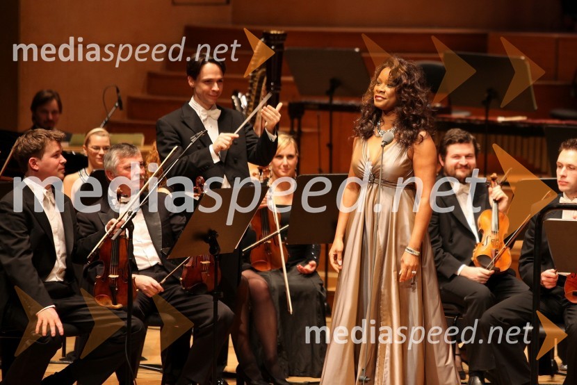 Denyce Graves, mezzosopranistka17. Manager koncert