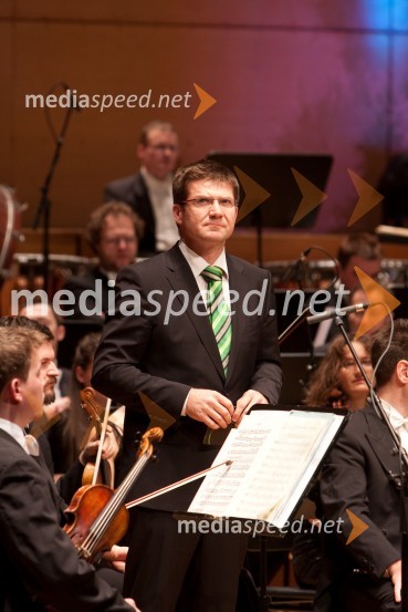 	Dejan Turk, predsednik uprave Simobil17. Manager koncert