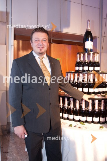 Blaž Premk, komercialni zastopnik za vinsko klet Goriška Brda z.o.o.17. Manager koncert
