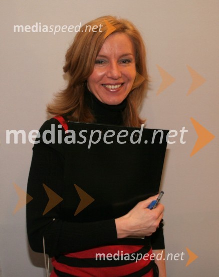 Darja Hlade, modna agencija Vulcano modelsModna revija spodnjega perila Cotonella