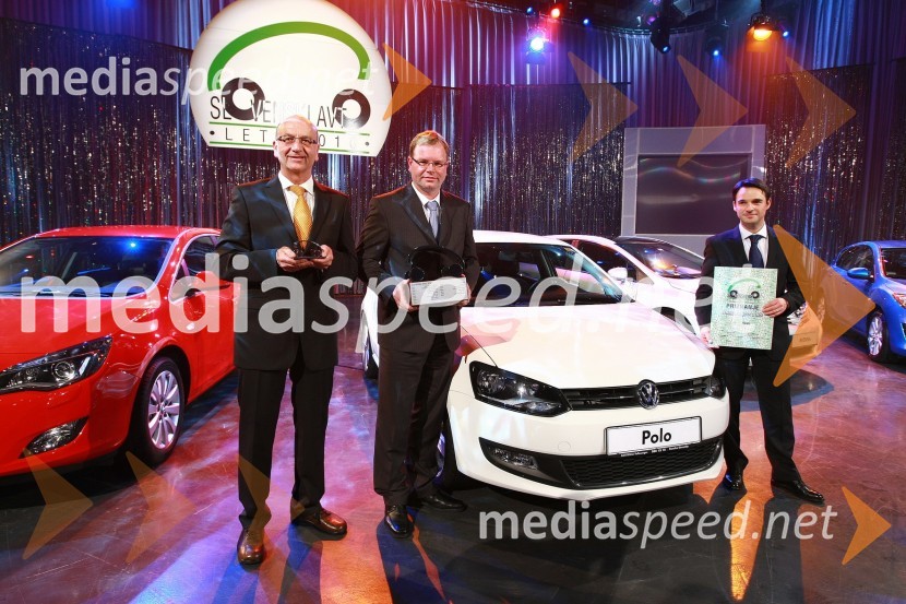 Heinz Slesak, generalni direktor Porsche Slovenija, Marko Škriba, vodja znamke Volkswagen v Sloveniji in Danilo Ferjančič, generalni direktor Porsche SlovenijaSlovenski avto leta 2010