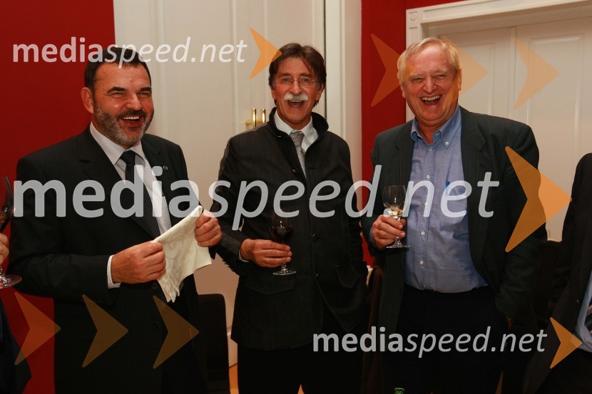 Bogdan Žvanut, Mazda, Jožko Čuk, v.d. direktorja Slovenskega narodnega gledališča (SNG) Nova Gorica in Boris Lenič, novinarSlovenski avto leta 2010