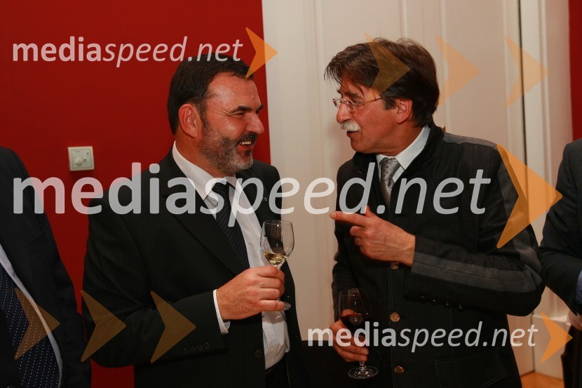 Bogdan Žvanut, Mazda in Jožko Čuk, v.d. direktorja Slovenskega narodnega gledališča (SNG) Nova GoricaSlovenski avto leta 2010