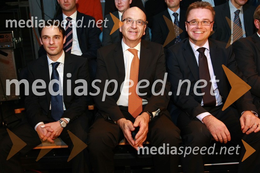 Danilo Ferjančič, Heinz Slesak, generalna direktorja Porsche Slovenija in Petr Podlipny, vodja znamke Škoda v SlovenijiSlovenski avto leta 2010