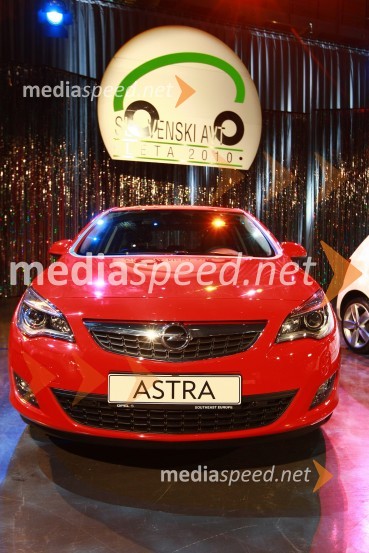 Opel AstraSlovenski avto leta 2010