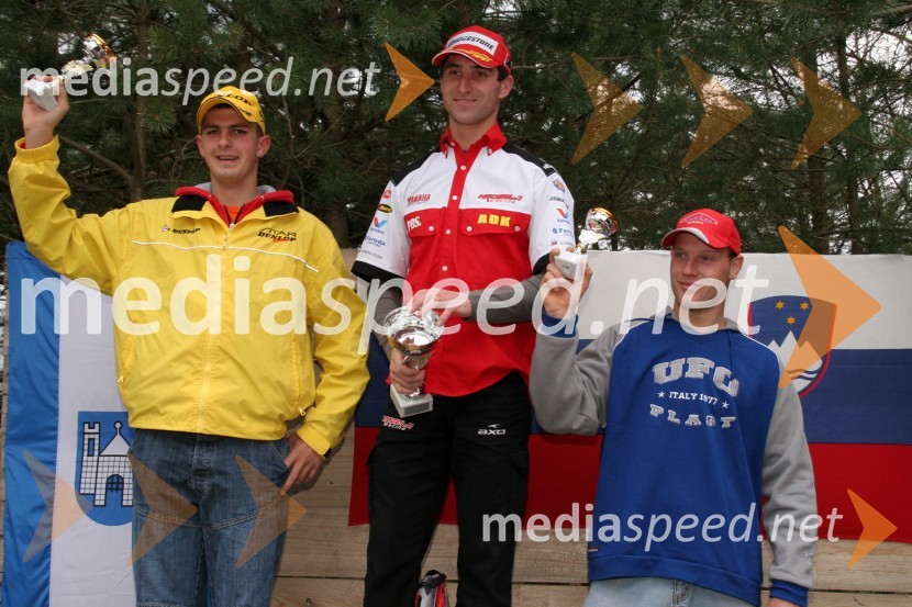 Člani razreda open: Miha Špindler (AMD Sitar Dunlop), Sašo Kragelj (AMD Feroda) in Damjan Smrekar (AMD Šentvid pri Stični)MOTOKROS, 2. dirka za DP, Slovenj Gradec