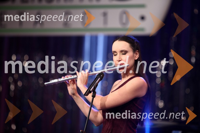 Tinkara Kovač, pevkaSlovenski avto leta 2010