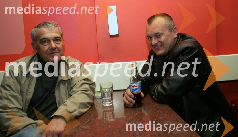 Željko Vogrin, načelnik Upravne enote Maribor in Franc Kangler, poslanec SLS in član gledališkega sveta  SNG MariborZvezde za živali