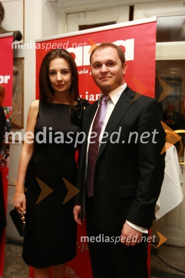 Marija Pandrc, izvršna direktorica podjetja Rašica in Matej Raščan, direktor in lastnik podjetja Rašica Point d.o.o. ter podjetja Delo revije, d.d.  	 
	Slovenka leta 2009 je ... Katarina Kresal