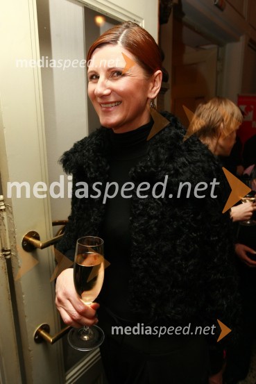 Maja Štamol Droljc, modna oblikovalkaSlovenka leta 2009 je ... Katarina Kresal