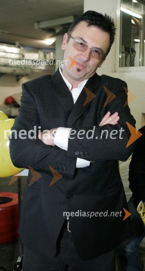 Iztok Aberšek, lastnik in direktor oglaševalske agencije Tovarna VizijDirka!, predstavitev reality show