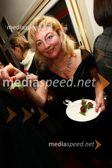 Dr. Evita LeskovšekSlovenka leta 2009 je ... Katarina Kresal