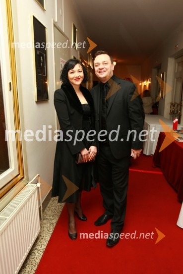 Polona Požgan Štorman in Sašo Papp, voditelja jutranjega programa na Radiu CenterSlovenka leta 2009 je ... Katarina Kresal