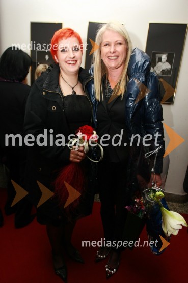 Veronika Juvan, kandidatka za naziv Slovenka leta 2009 in Marta Gorjup Brejc, predsednica uprave družbe Peko in kandidatka za naziv Slovenka leta 2009  	 
	Slovenka leta 2009 je ... Katarina Kresal