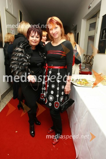 Zdenka Kahne, lastnica in direktorica kozmetike Kahne in Brigita Langerholc, atletinjaSlovenka leta 2009 je ... Katarina Kresal