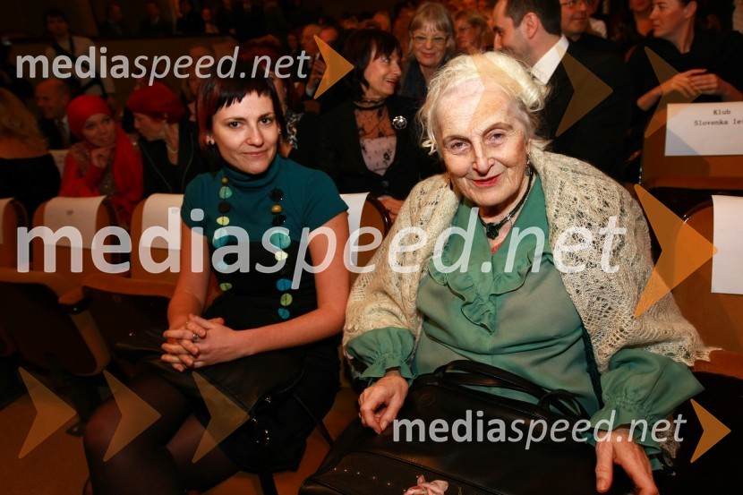 ... in Neža Maurer, pisateljica, pesnica in Slovenka leta 2008Slovenka leta 2009 je ... Katarina Kresal