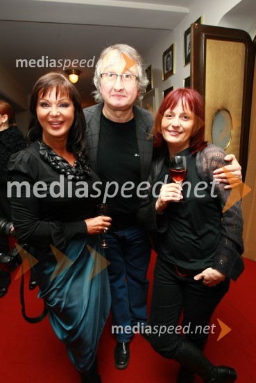 Miša Molk, varuhinja pravic gledalcev in poslušalcev RTV Slovenija, Vito Tofaj, fotograf in Branka Grujičič, novinarkaSlovenka leta 2009 je ... Katarina Kresal