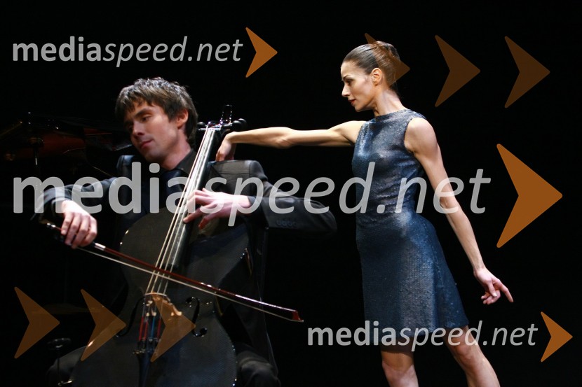 Tilen Artač in Bojana Nenadović Otrin, balerinaSlovenka leta 2009 je ... Katarina Kresal