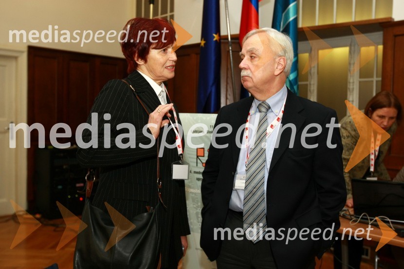 Mirjam Kastelič, Slovenske železnice in dr. Johannes Ludewig, predsednik CER - Skupnost evropskih železnicRIMC 2010