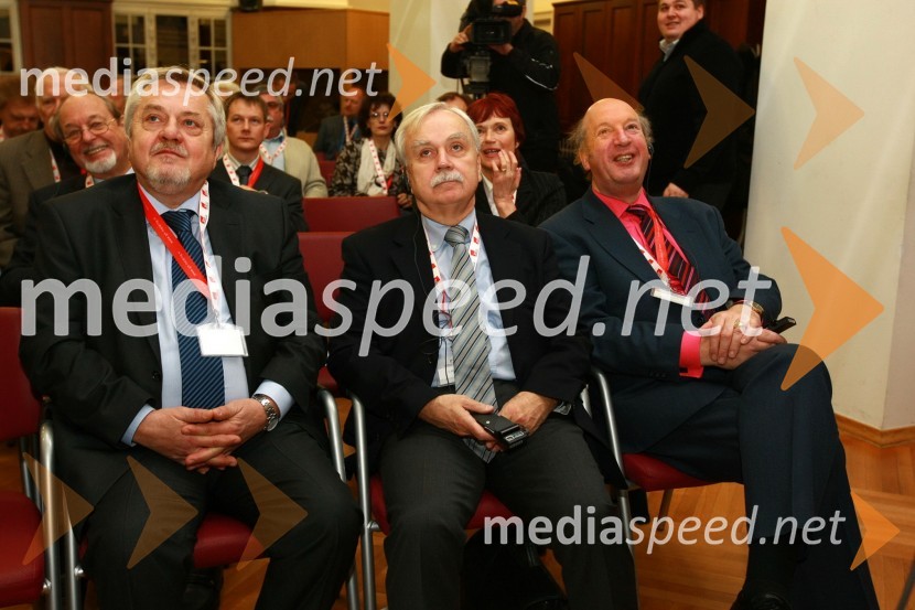 Boris Gazvoda, SCT, dr. Johannes Ludewig, predsednik CER - Skupnost evropskih železnic in Michael Robson, EIM- Evropsko združenje upravljavcev železniške infrastruktureRIMC 2010