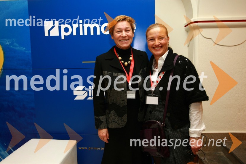 Meta Zajc Pogorelčnik, Stavbar IGM d.o.o. in Ingrid Sever, idejni vodja kongresa RIMC 2010 
 
 
RIMC 2010