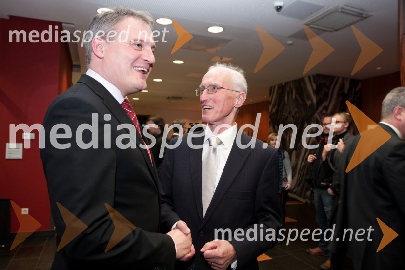 Aleksander Svetelšek, predsednik Združenja Manager in Milan Matos, nekdanji direktor Mladinske knjige ZaložbeZdruženje Manager, januarsko srečanje in podelitev priznanja za življenjsko delo na področju managementa