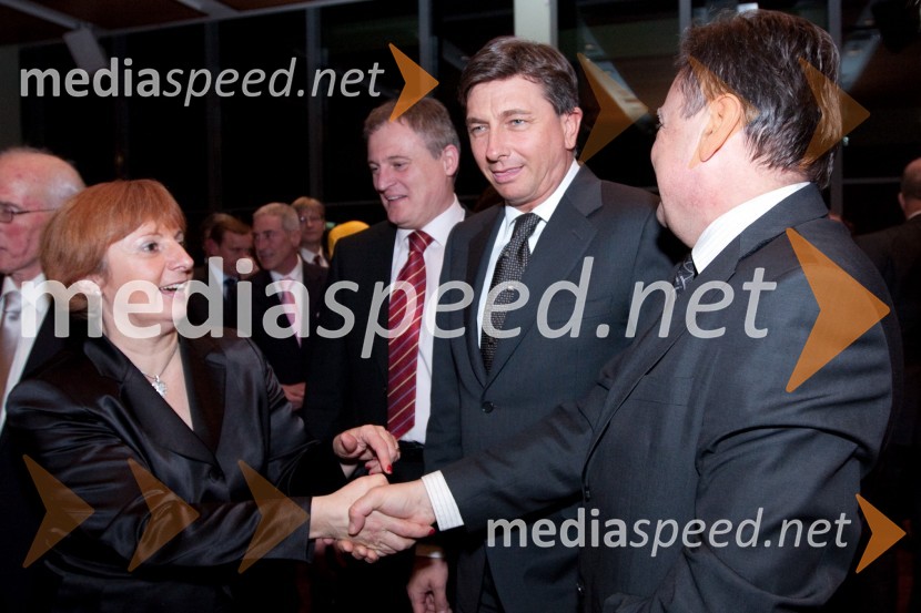 Tatjana Fink, direktorica podjetja Trimo Trebnje d.d, Aleksander Svetelšek, predsednik Združenja Manager,  	Borut Pahor, predsednik Vlade RS in Zoran Jankovič, župan LjubljaneZdruženje Manager, januarsko srečanje in podelitev priznanja za življenjsko delo na področju managementa