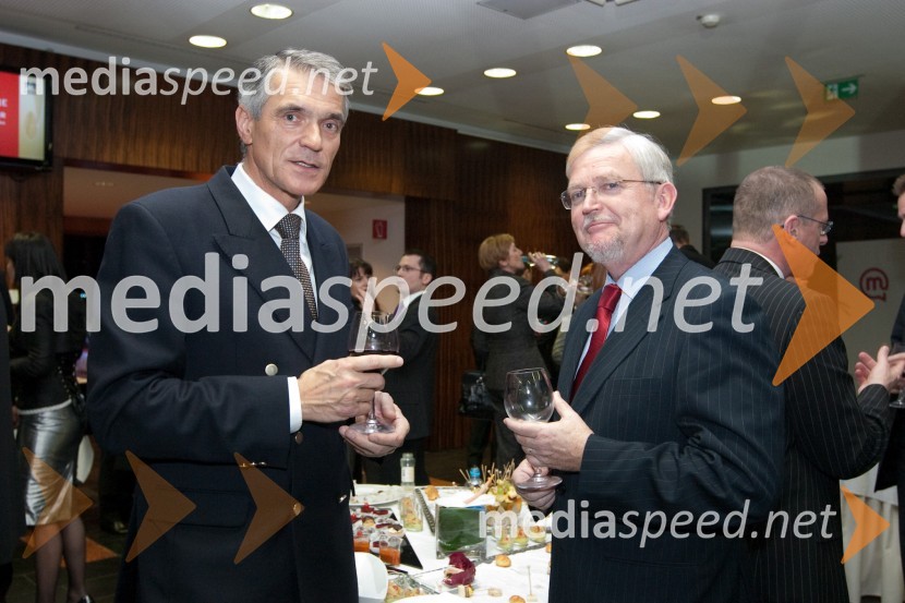 	Slobodan Sibinčič, predsednik uprav GV skupine in predsednik sveta Managerskih koncertov in Peter Ilgo, podjetnikZdruženje Manager, januarsko srečanje in podelitev priznanja za življenjsko delo na področju managementa