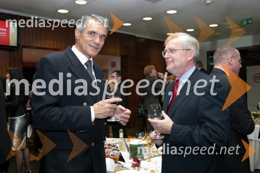 Slobodan Sibinčič, predsednik uprav GV skupine in predsednik sveta Managerskih koncertov in Peter Ilgo, podjetnikZdruženje Manager, januarsko srečanje in podelitev priznanja za življenjsko delo na področju managementa