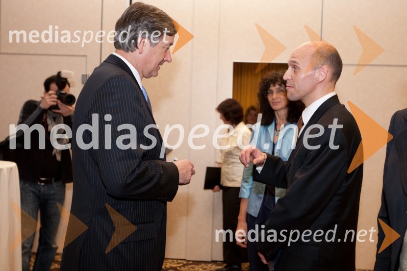 dr. Danilo Türk, predsednik Republike Slovenije in mag. Robert Cugelj, direktor Inštituta RS za rehabilitacijoSlavnostni dogodek URI Soča