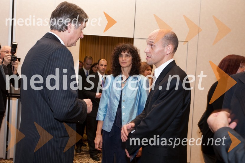 dr. Danilo Türk, predsednik Republike Slovenije, Helena Burger, predstojnica URI Soča in mag. Robert Cugelj, direktor Inštituta RS za rehabilitacijoSlavnostni dogodek URI Soča