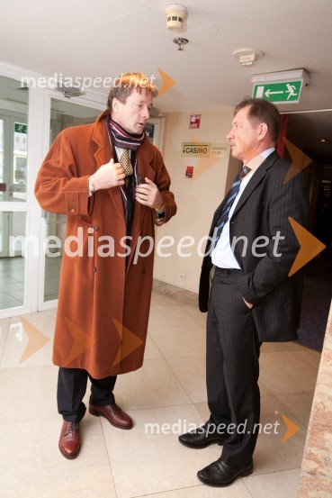 Milan Žvan, dekan Fakultete za Šport in prof. dr. Dušan Šuput, dekan na Medicinski fakultetSlavnostni dogodek URI Soča