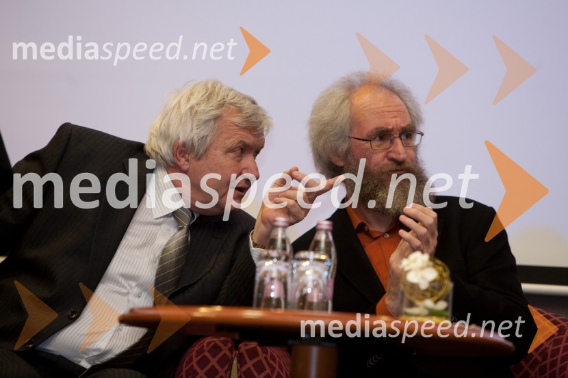 Črt Marinček, predstojnik katedre za fizikalno in rehabilitacijsko medicino in France Sevšek, dekan Zdravstvene fakulteteSlavnostni dogodek URI Soča