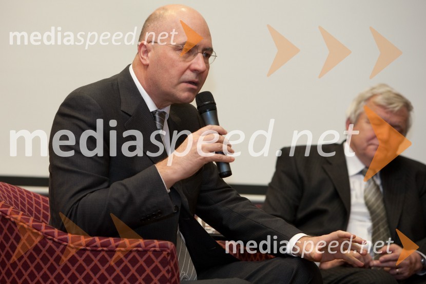 Dr. prof. David VodušekSlavnostni dogodek URI Soča