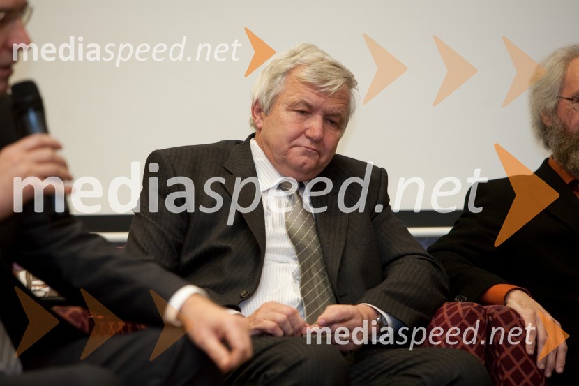 Črt Marinček, predstojnik katedre za fizikalno in rehabilitacijsko medicinoSlavnostni dogodek URI Soča