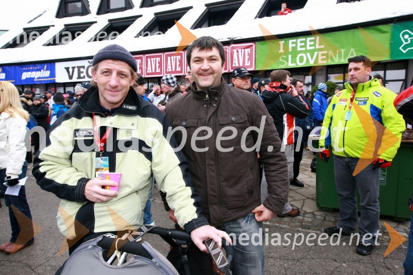Tomaž Vnuk, nekdanji hokejist in Goran Obrez, urednik revije Ekipa46. Zlata lisica, druženje na Snežnem stadionu in VIP šotoru