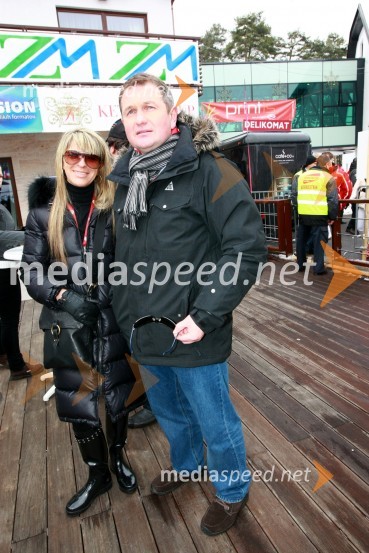Matjaž Kek, selektor slovenske nogometne reprezantance in soproga Gordana46. Zlata lisica, druženje na Snežnem stadionu in VIP šotoru