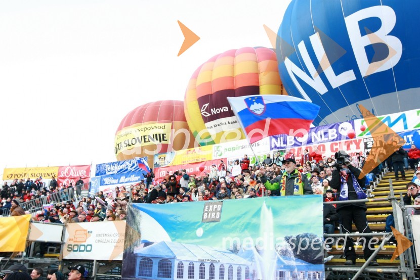 VIP tribuna46. Zlata lisica, druženje na Snežnem stadionu in VIP šotoru