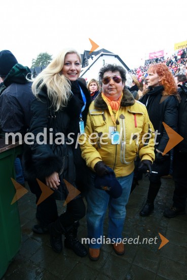 Lucija Gubenšek, TV voditeljica in manekenka ter Dragica Petrovič, producentka in režiserka46. Zlata lisica, druženje na Snežnem stadionu in VIP šotoru
