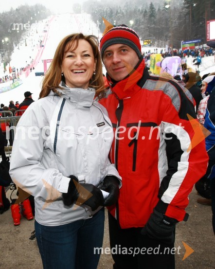 Manja Skernišak, članica uprave NKBM in njen soprog Dušan46. Zlata lisica, druženje na Snežnem stadionu in VIP šotoru